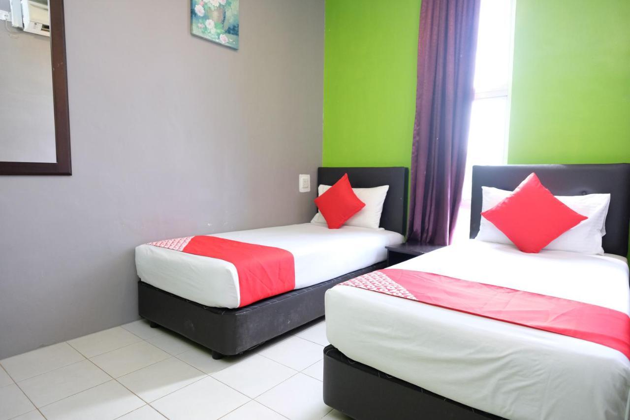 Oyo 603 Sri Padang Inn Κουαντάν Εξωτερικό φωτογραφία