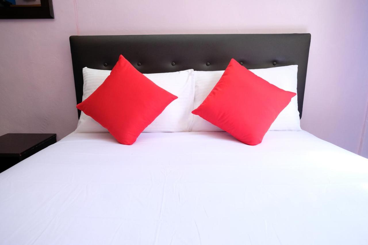 Oyo 603 Sri Padang Inn Κουαντάν Εξωτερικό φωτογραφία