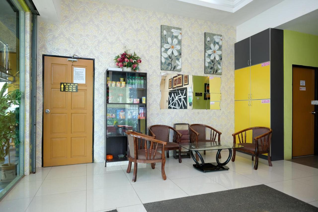 Oyo 603 Sri Padang Inn Κουαντάν Εξωτερικό φωτογραφία