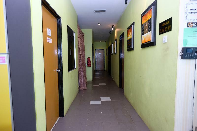 Oyo 603 Sri Padang Inn Κουαντάν Εξωτερικό φωτογραφία
