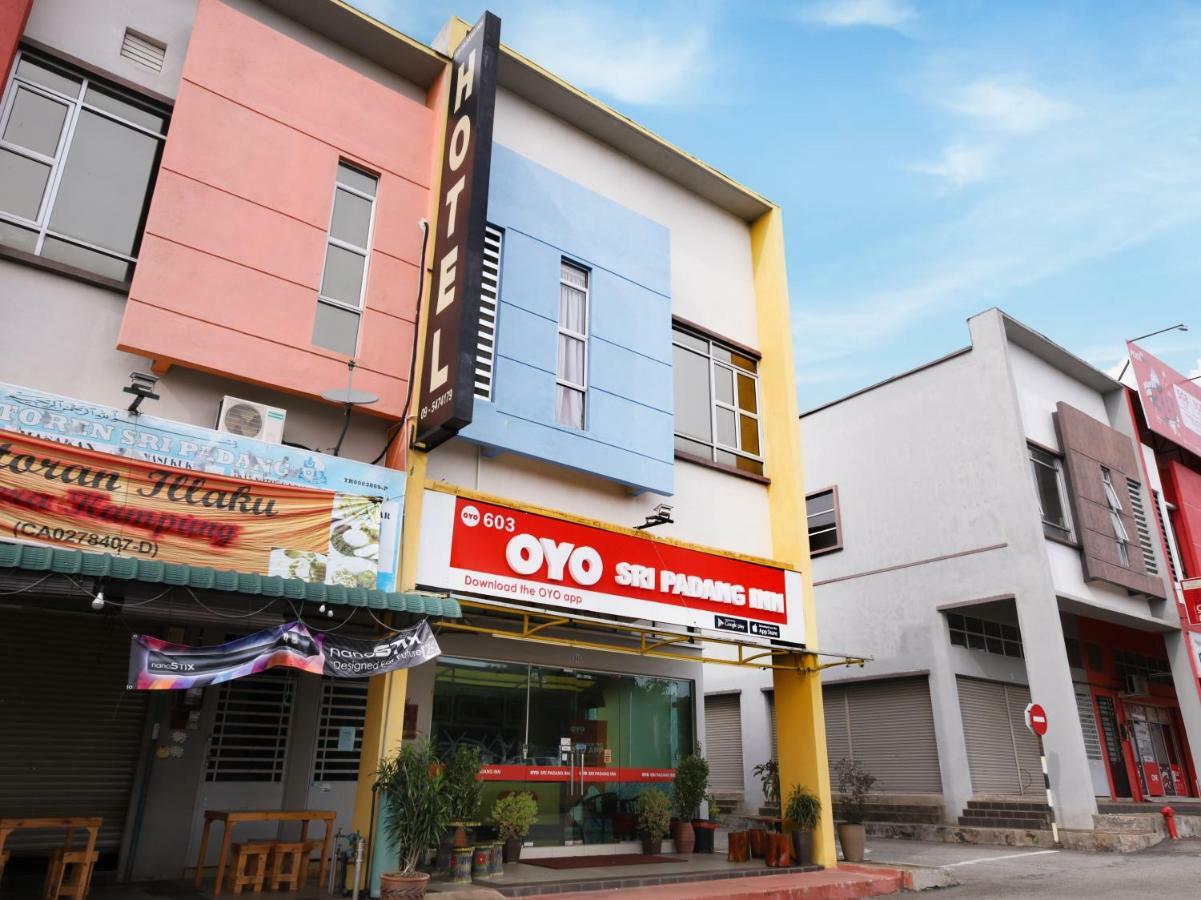 Oyo 603 Sri Padang Inn Κουαντάν Εξωτερικό φωτογραφία